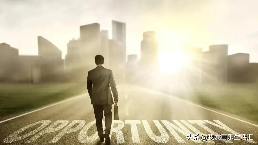 三十岁男人转行适合什么行业,哪些行业适合30岁以后男人转行