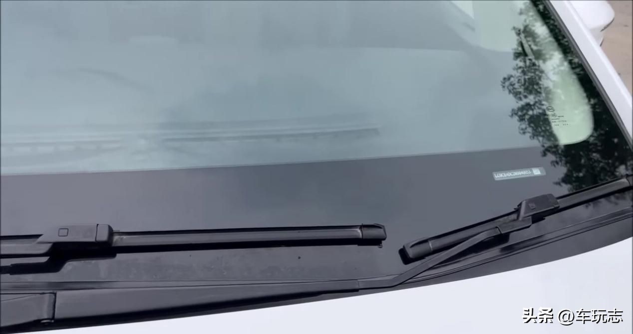 e6比亚迪新能源汽车,纯电动比亚迪e6不容忽视的亮点