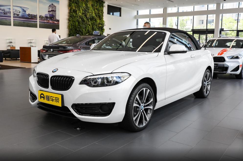 喜欢敞篷买m4还是z4,喜欢硬顶敞篷