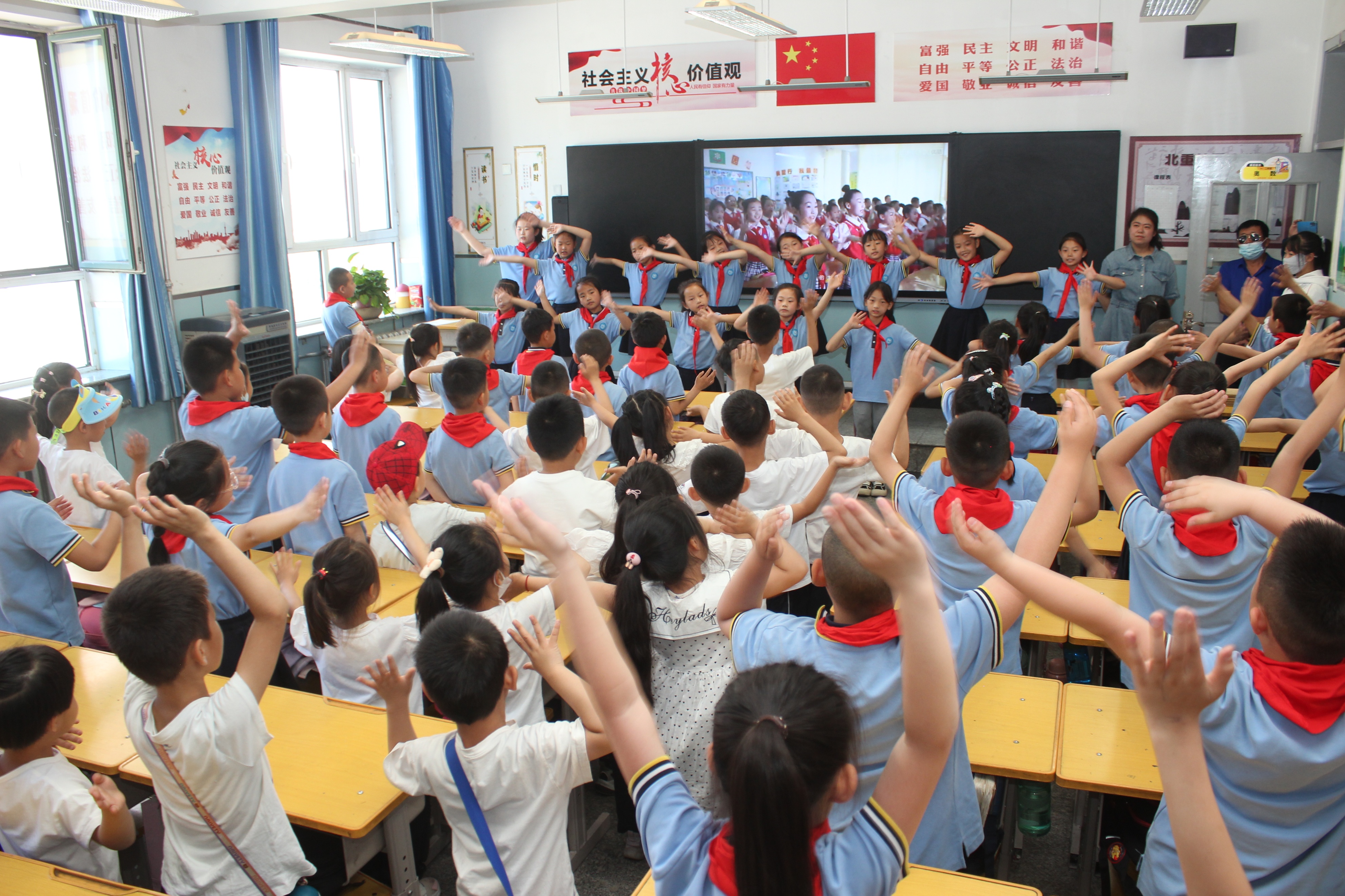 鍒濋亣灏忓浣撻獙鎴愰暱,绛戞ⅵ鎴愰暱鍒濋亣灏忓