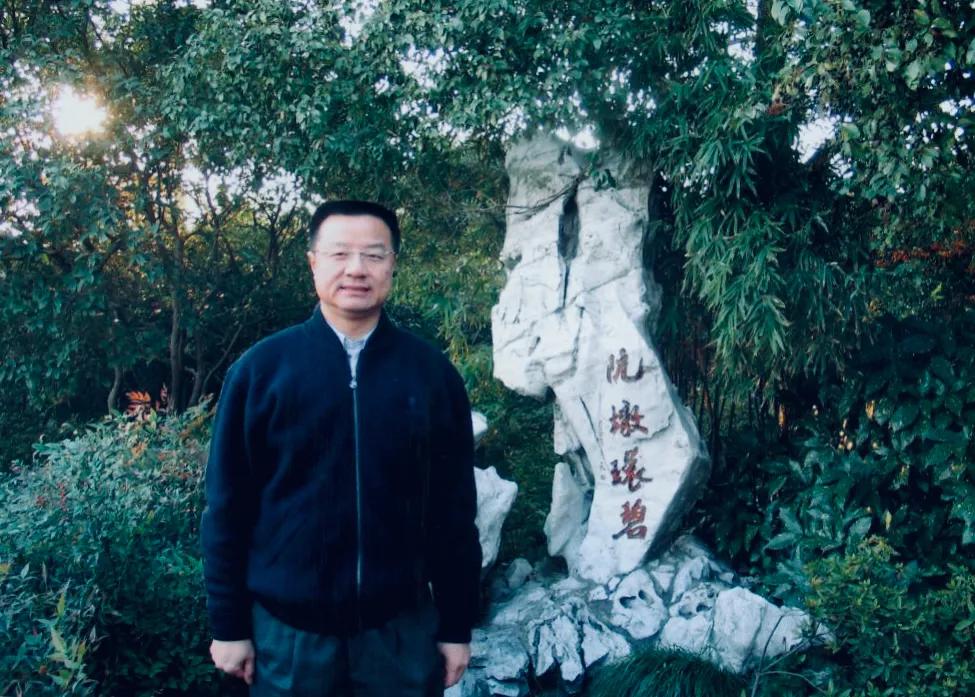 杭州西湖大雪纷飞,杭州西湖风景名胜区