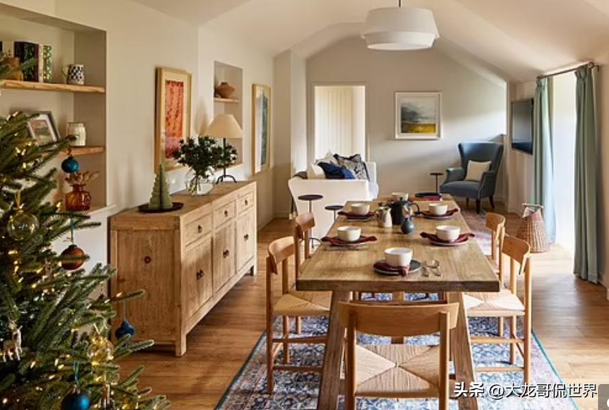 英国一大叔闲来无事买彩票，中价值2000多万房子，和80多万奖金