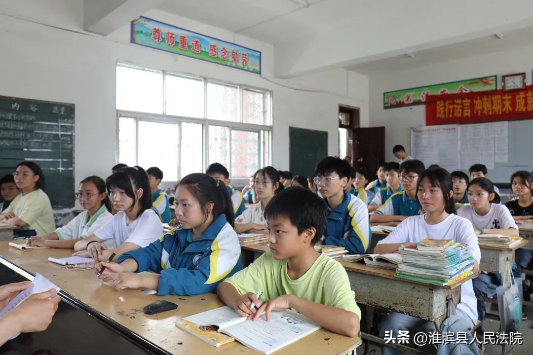 党建引领法治工作,党建引领法院