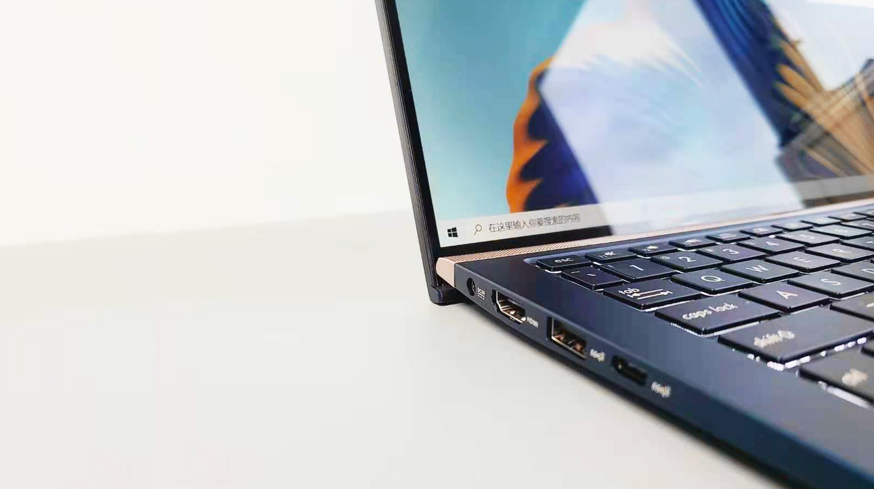 华硕笔记本窄边框测评,华硕镜面屏笔记本