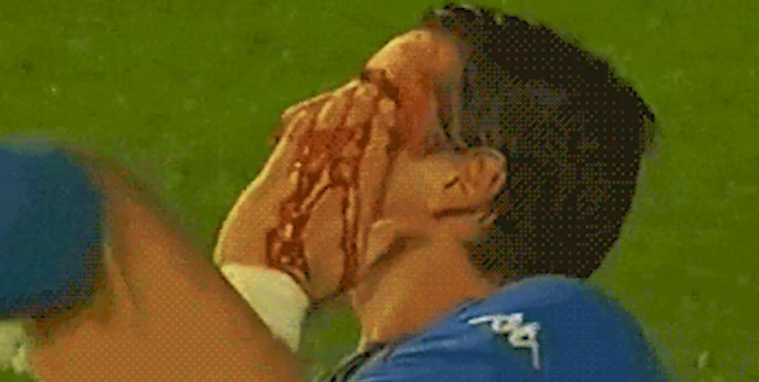 c罗在02年在韩国经历了什么,c罗韩国身份证