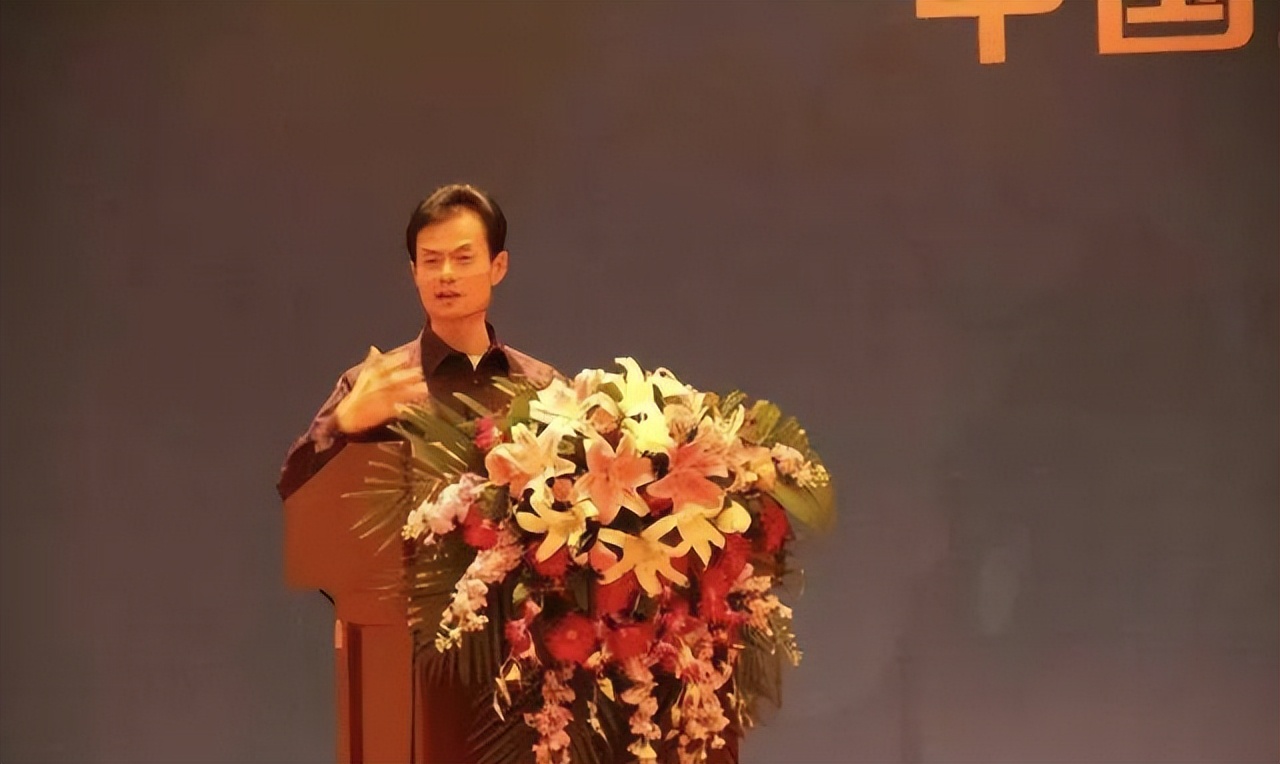 山东农民，初中学历，养过猪，却靠做期货身家10亿，凭啥？