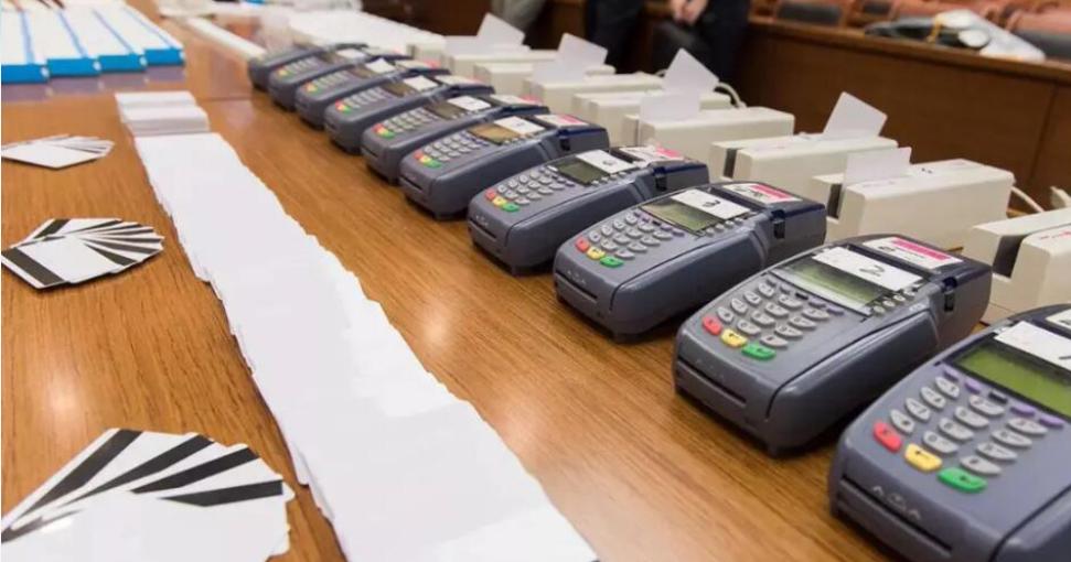 郑州航空港站今日开通运营/天气有变！郑州最新发布/郑州消费券今天又来了/河南公布暑期学生免门票景区名单