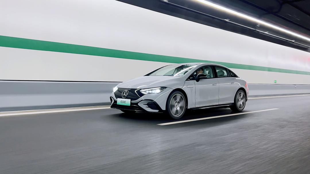 现在的车连“灯”都这么卷了吗?