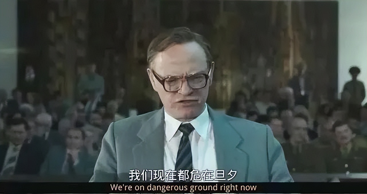 金融降薪会引起什么,金融行业降薪新政策