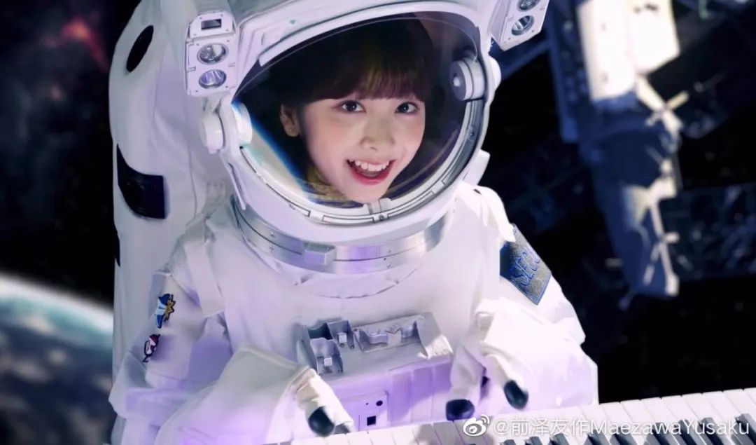 随便花过亿美金请陌生美女上太空，这个富豪目的可不单纯！