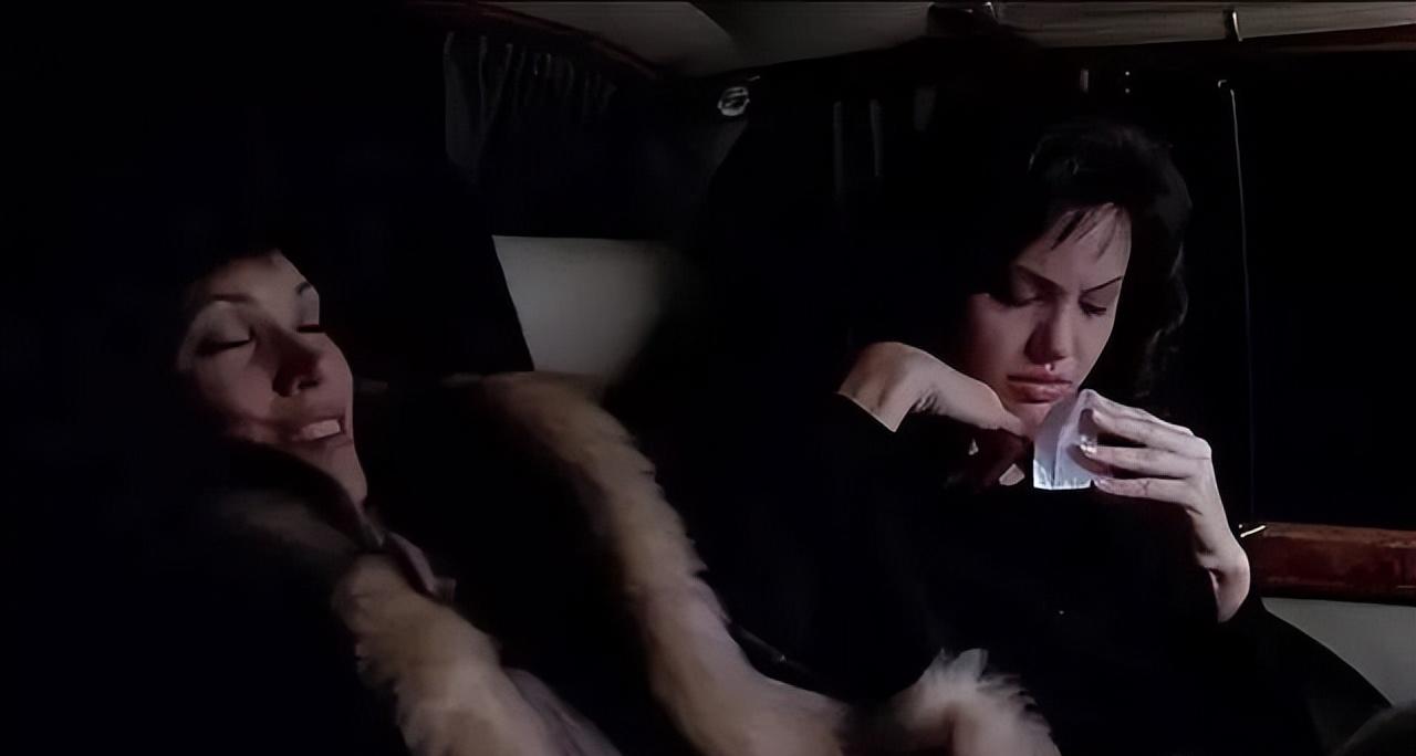 朱莉安吉丽娜2021主演电影,安吉丽娜朱莉最好的三部电影