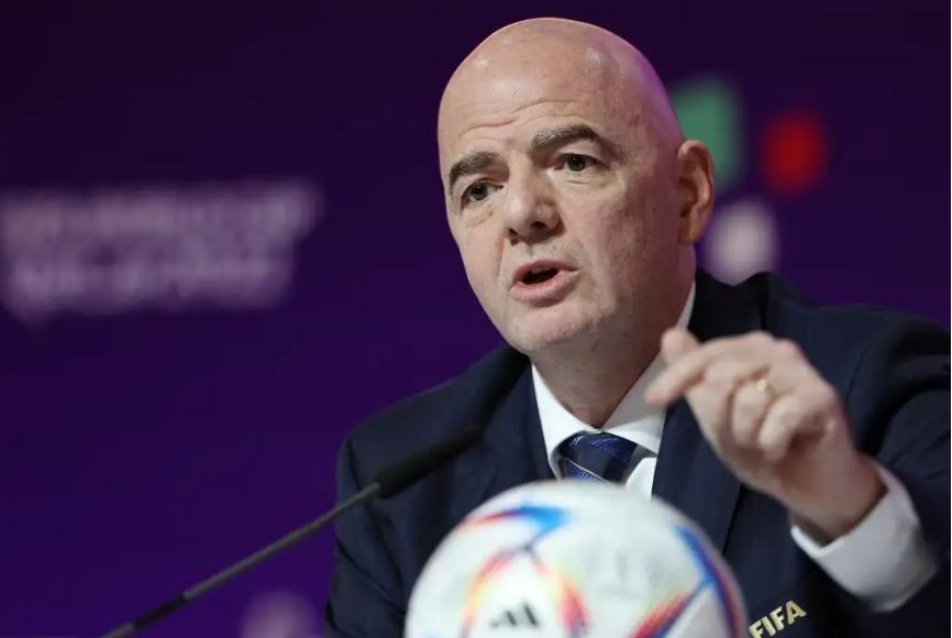 不满！莫德里奇输给阿根廷，怒怼裁判误判点球，球迷支持上诉FIFA