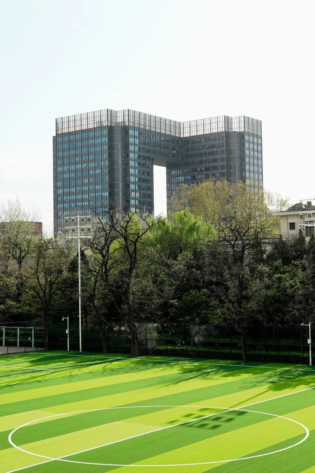 足球场改造扩建,最新足球场开放