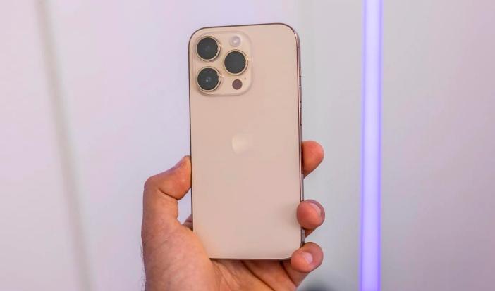 苹果手机的好处和短板,为什么苹果手机不再受人追捧