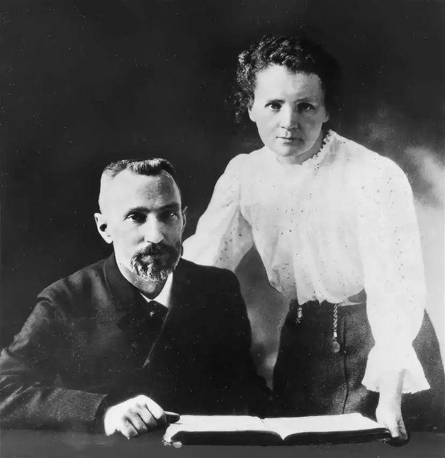 居里夫人发现了什么,居里夫人发现了什么梗