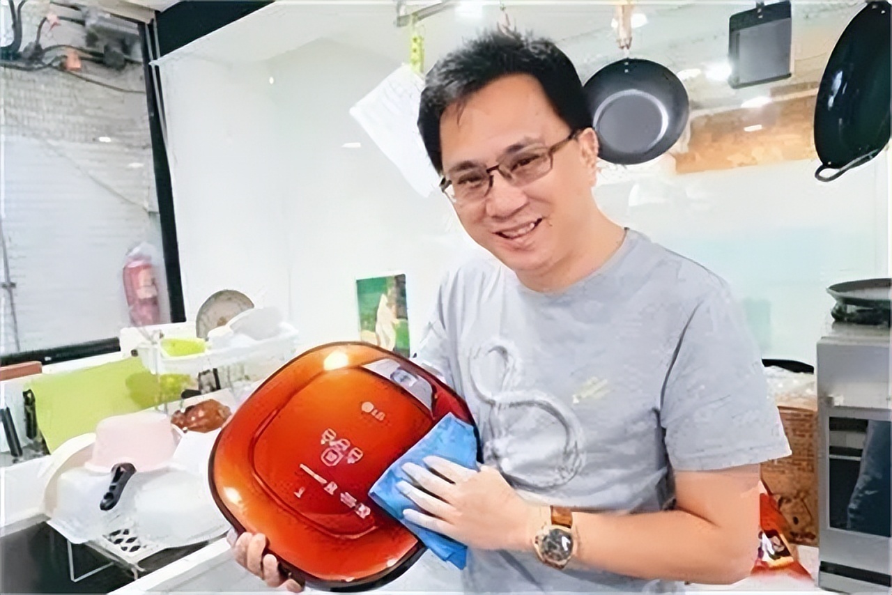 *独台**商人陈延昶：曾力挺蔡英文挑衅大陆舆论，宁愿少赚或者不赚