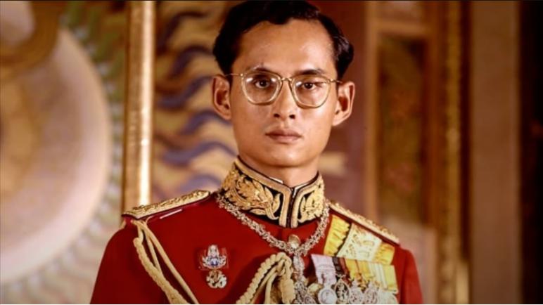 泰国国王有多大的权力和财富,泰国国王的财富从哪里来的