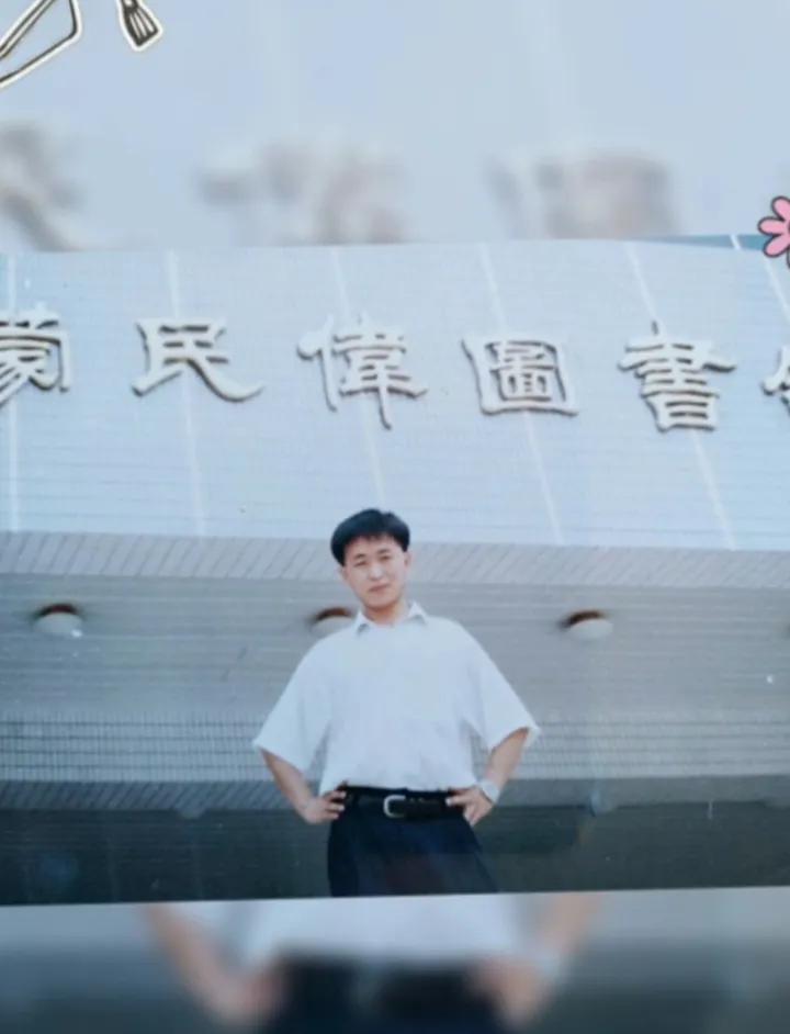 教师铁饭碗不好端!济南一中学老师揍了全班学生，解气了，被停职!