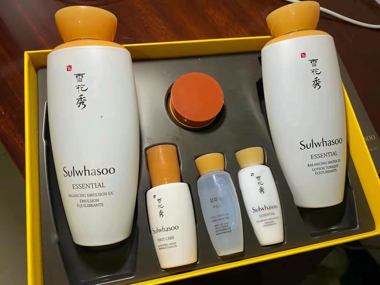 ahc水乳和雪花秀哪个好,雪花秀补水保湿水乳推荐排名第一