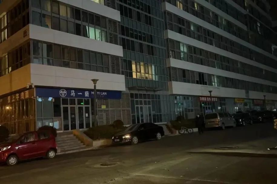 220万家餐饮零售企业，倒在了解封的黎明前