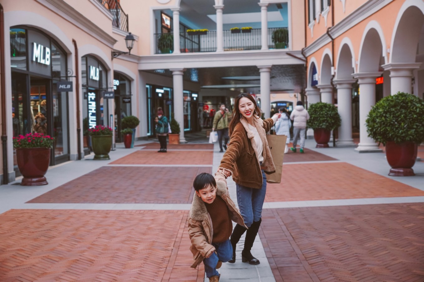 周末带娃逛逛欧洲风情小镇,武清佛罗伦萨小镇遛娃