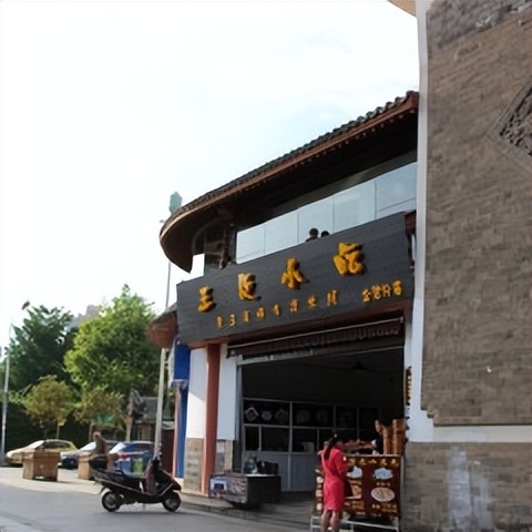 云南昆明美食推荐小锅米线,云南昆明美食排行榜前十名的小吃