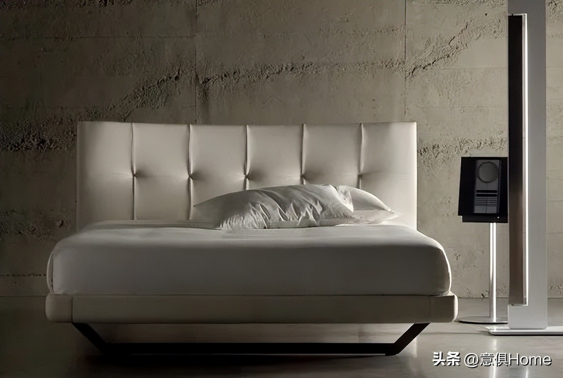 软包床最流行一款,比较温馨的软包床