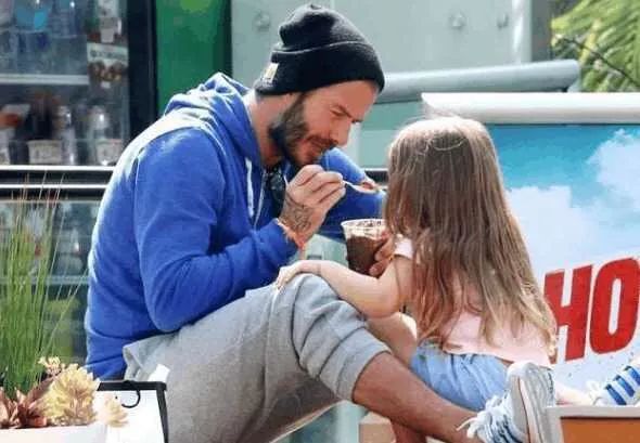 赛场上的好球员，大家庭的好父亲，可他却犯了一个男人都会犯的错