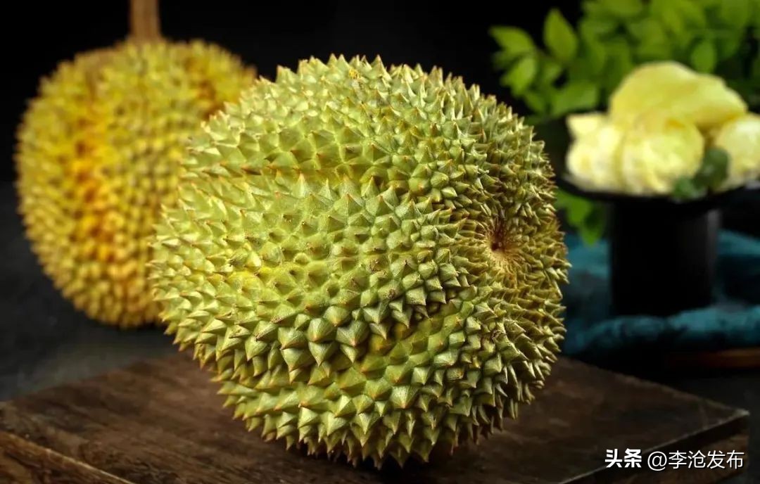 买榴莲切勿贪图便宜,买榴莲别被坑