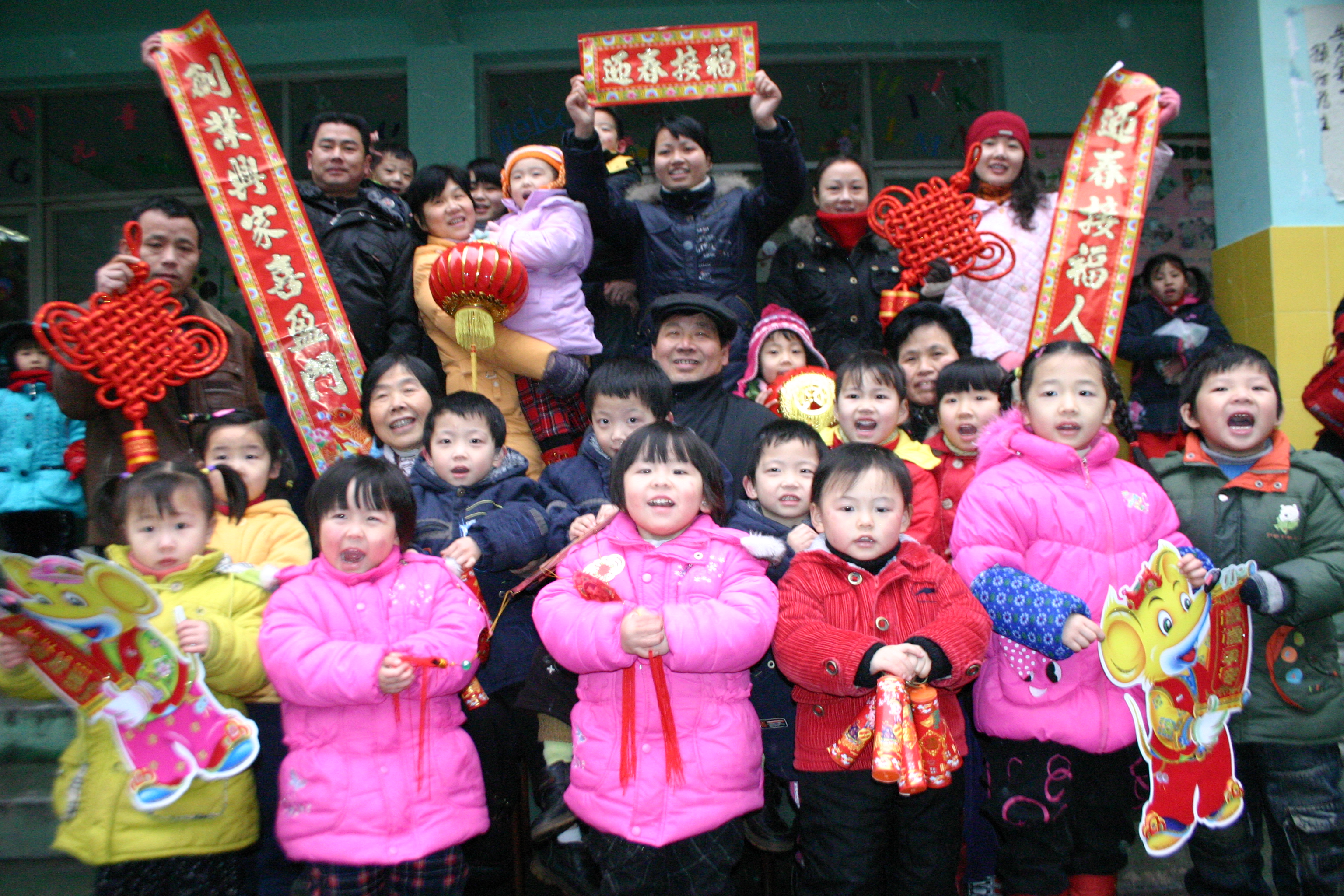 #新年献礼#:岁月如歌开创万医康养康多多代购消费新局面