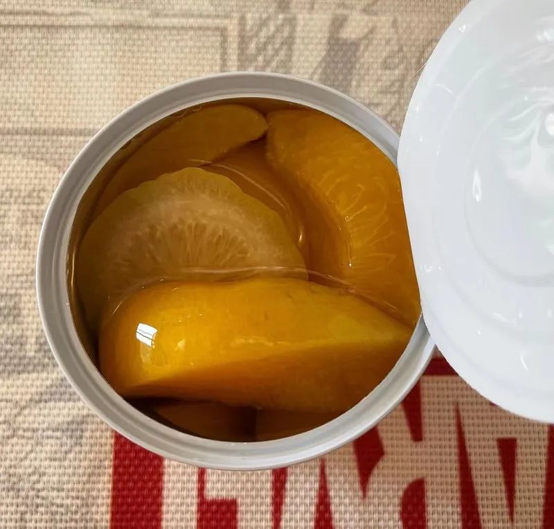 南方人喝凉茶北方人吃黄桃罐头,南方人感受黄桃罐头的魅力