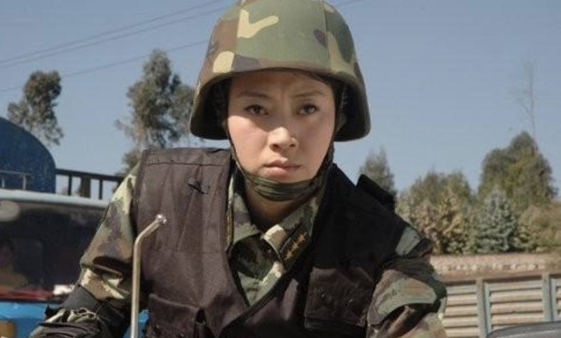 盘点8位演军人不招吐槽的女星,盘点那些演了军人的油腻明星