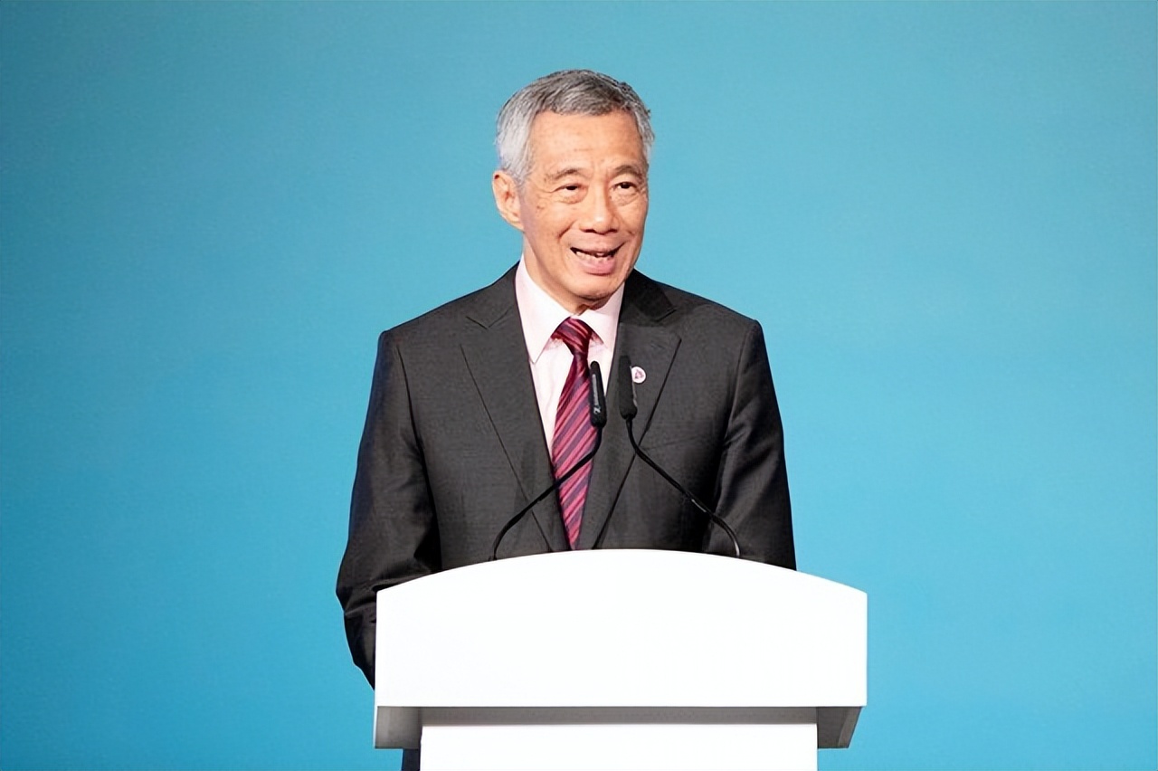 七年前态度恶劣,七年后支持认可,为何新加坡对中国一反常态?