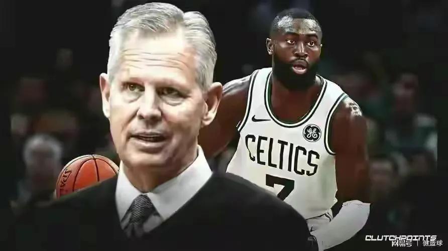 拉塞尔一打欧文就来劲,欧文单换拉塞尔