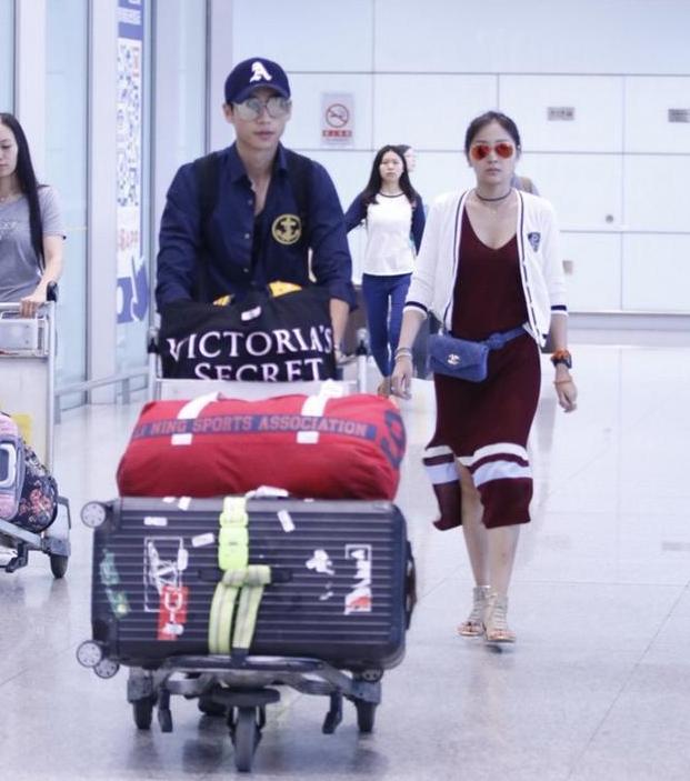 魏晨红过吗,歌手魏晨在唱成全