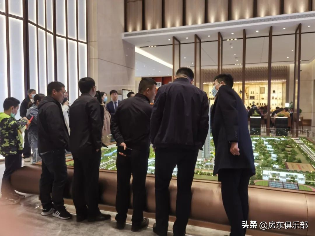 千万富豪抢疯！有楼盘开盘销10亿，3月第二周战报速递