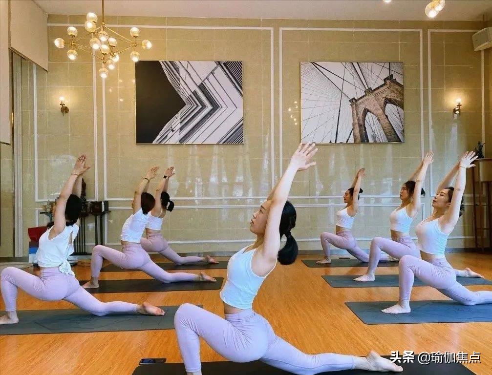 合川零基础瑜伽培训,雅安报瑜伽教练培训好考证吗