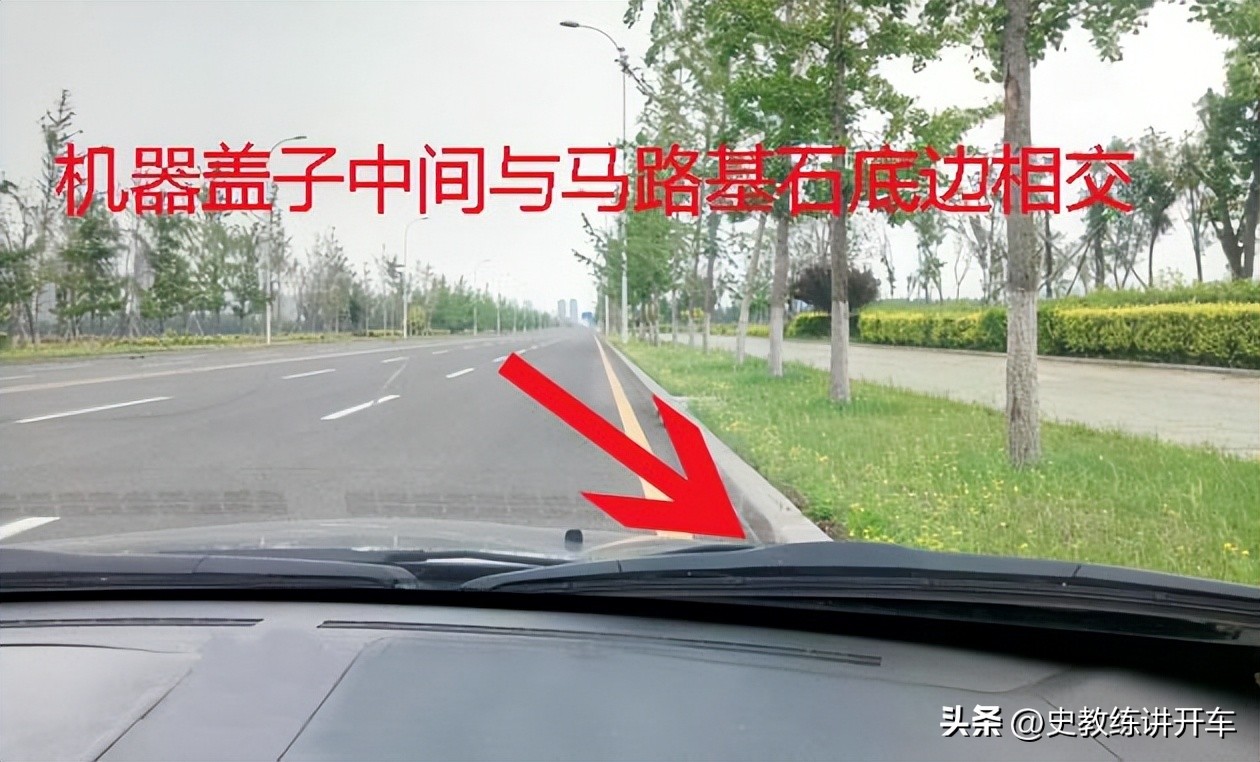开车临时停路边需要注意什么,车停路边挡住去路怎么办