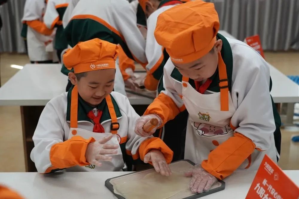 椋熻偛宸ュ潑娲诲姩瑙嗛,椋熻偛缇庡ソ