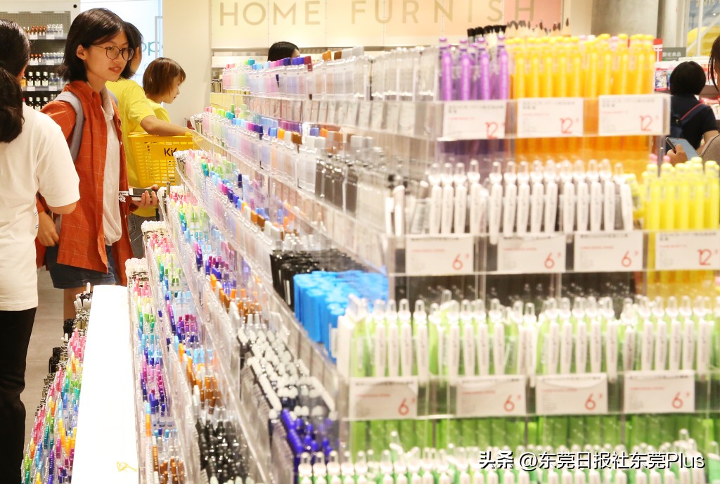 家长看过来！开学在即，配眼镜、买文具小心掉进这些“坑”