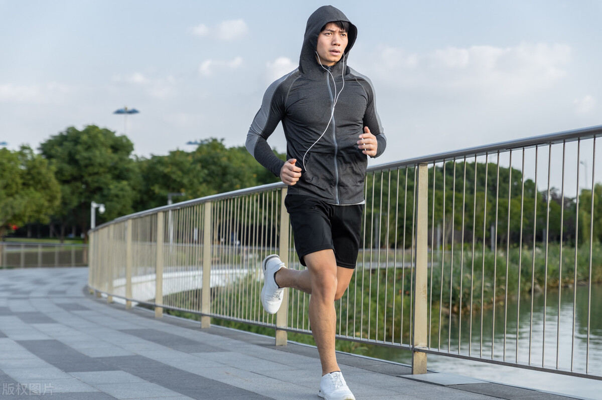 生活那么累，早上那么困，为什么还有人坚持晨跑？