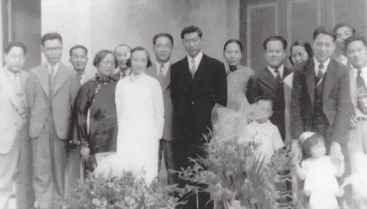 宋庆龄为汪精卫妻子请求赦免，毛主席当即同意，但提了个要求