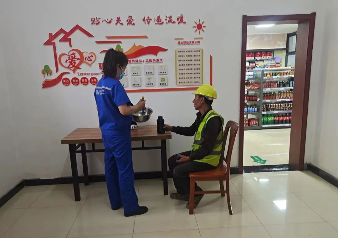 高温天,中国石化“爱心驿站”欢迎您来清凉一“夏”