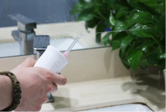 水牙线冲牙器洁牙家用第一名,水牙线冲牙器哪个牌子好