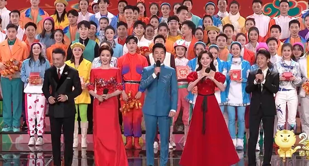 虎年春晚上的21位女星，穿着各有各的特色，有的让人倍感惊艳