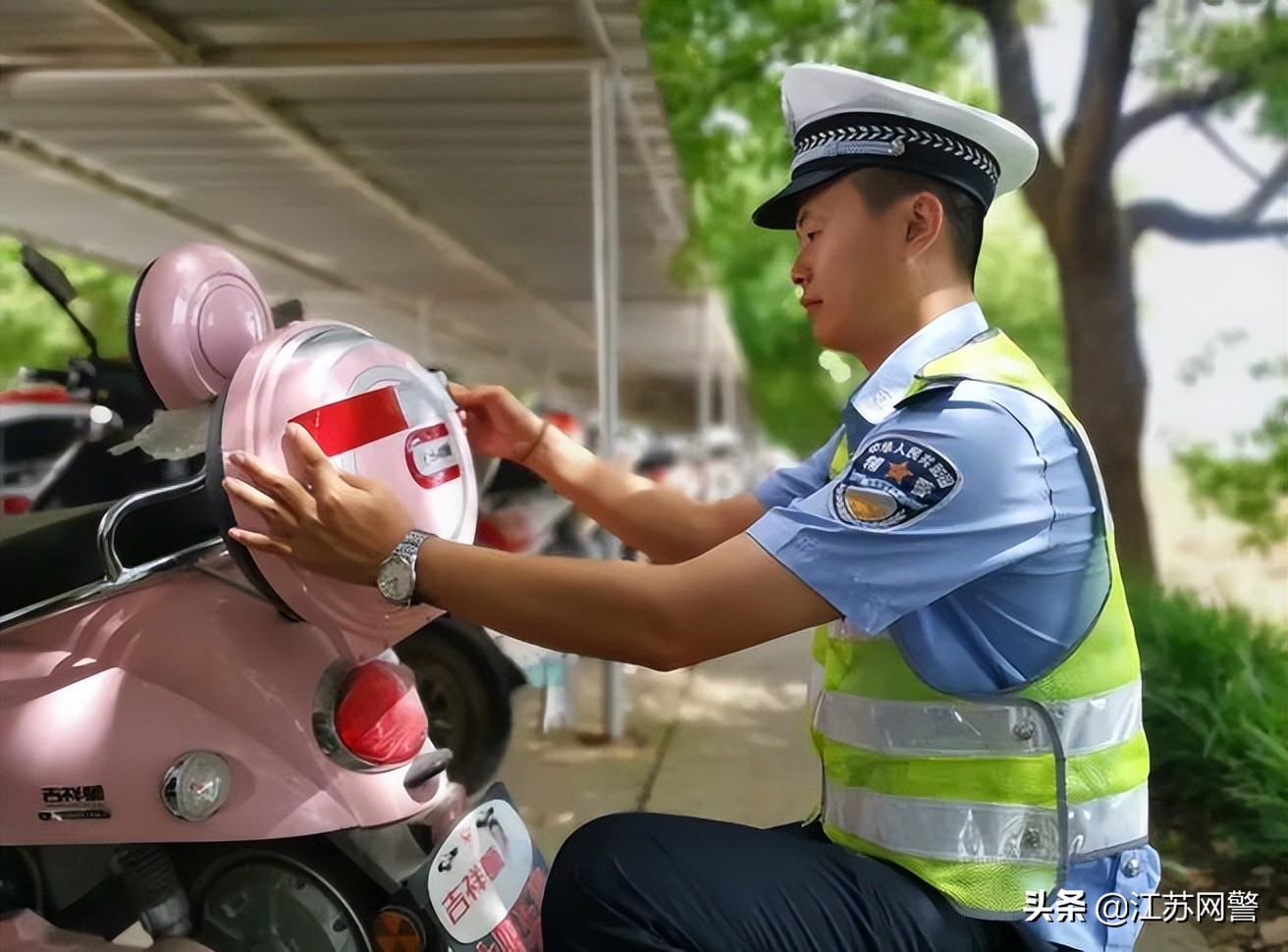 江苏盐城：【榜样的力量】建湖上冈中队：厚植为民情怀，打造平安大道