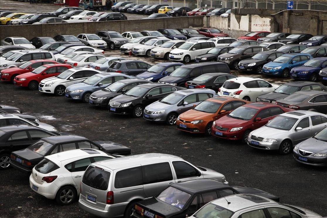 买房要不要买二手的,买房要不要买小区房