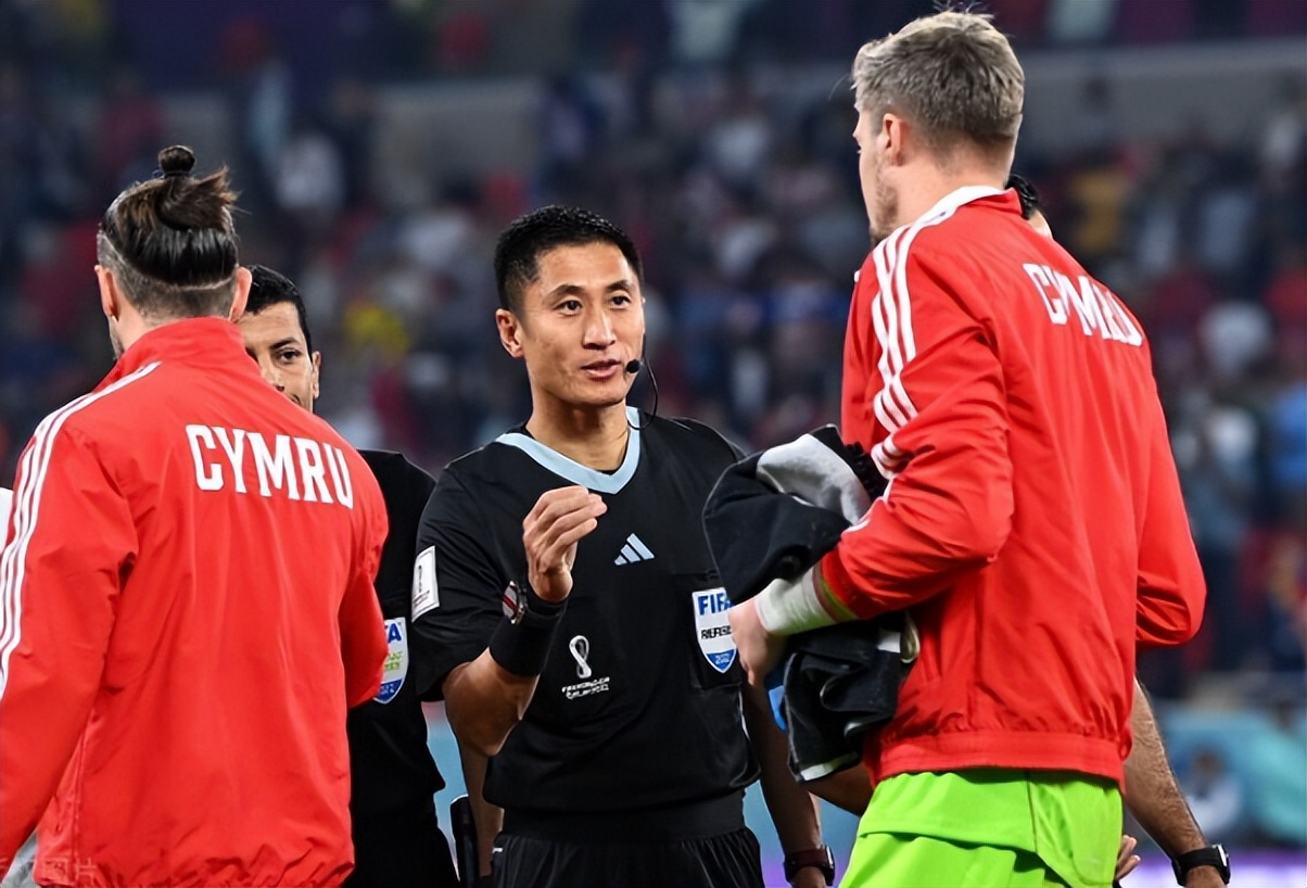 国足蛀虫李铁：罪行不止敛财上亿，戴罪立功曝光足坛背后*b大**oss