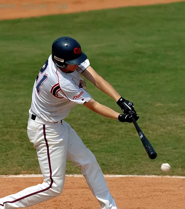 日本棒球和美国棒球的区别,日本第一运动是足球还是棒球