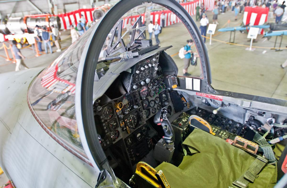 日本准备了7颗卫星，台海方向是重点，解放军反制手段已准备多年